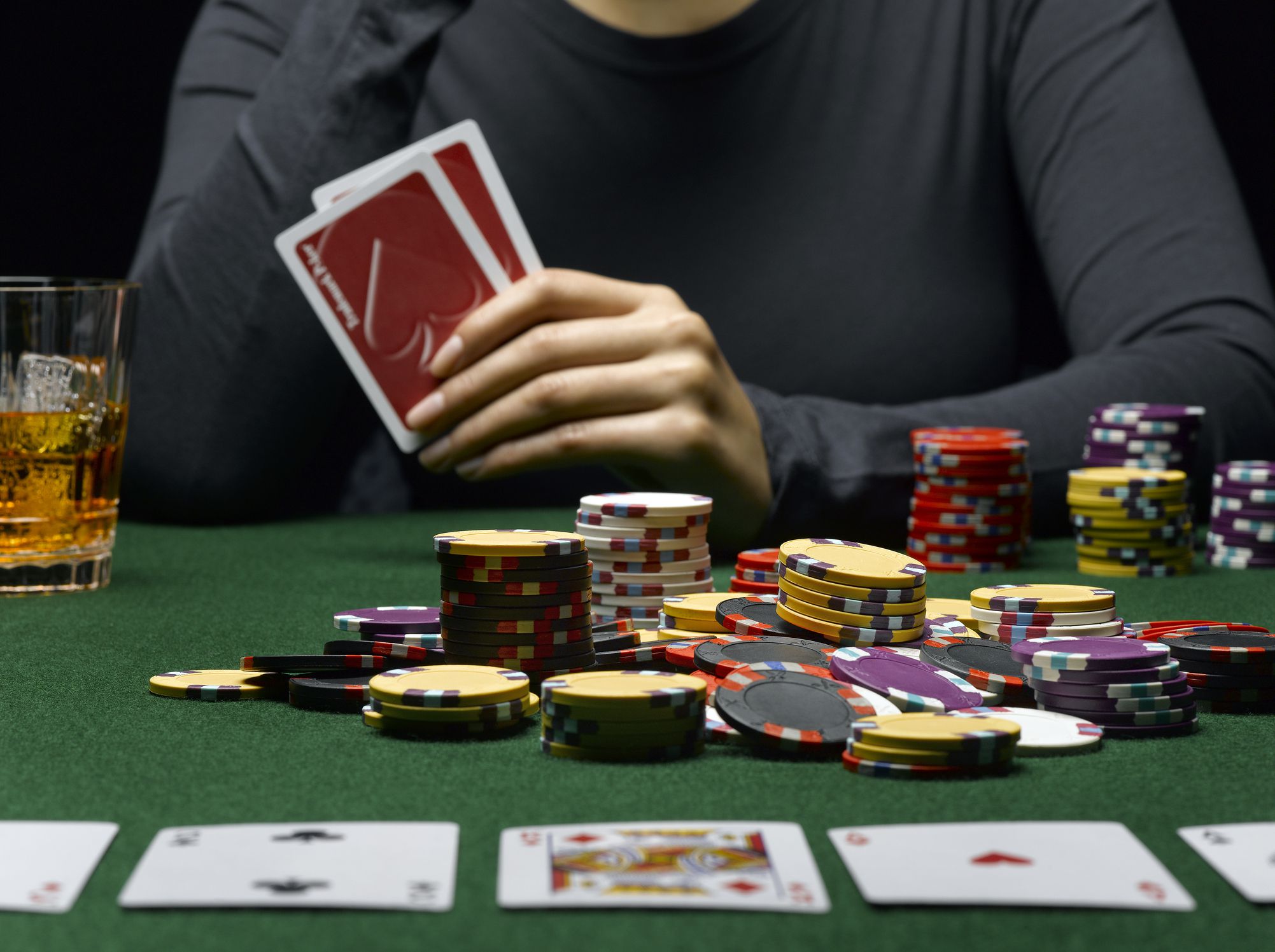 Why should you consider playing casino games online?